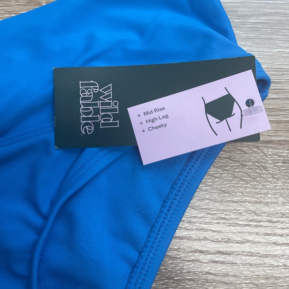 WILD FABLE WOMENS CROSSOVER HIGH LEG CHEEKY MID-RISE BIKINI BOTTOMS BLUE NWT - Picture 8 of 9